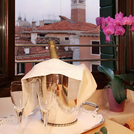 Lejlighedshotel Corte Grimani 4*